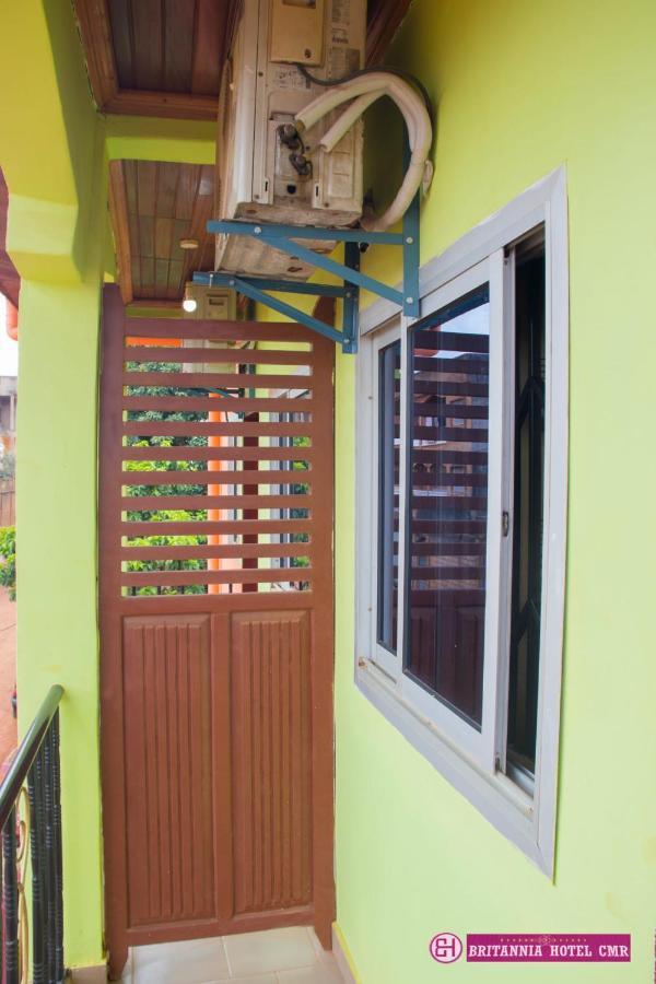 Britannia Hôtel Cmr Yaoundé Exterior foto