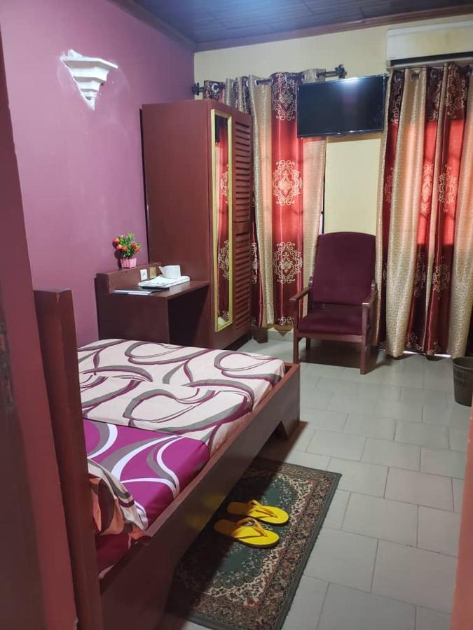 Britannia Hôtel Cmr Yaoundé Exterior foto