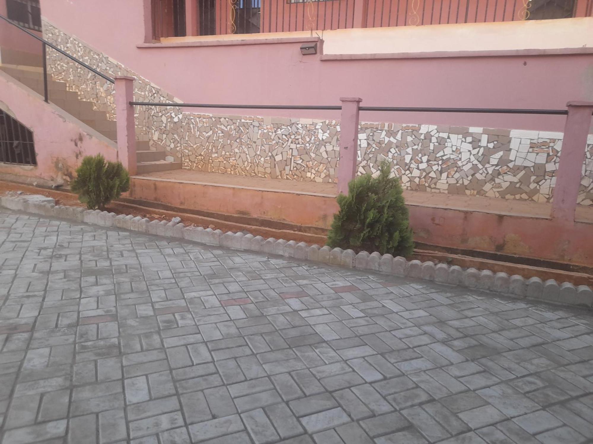 Britannia Hôtel Cmr Yaoundé Exterior foto