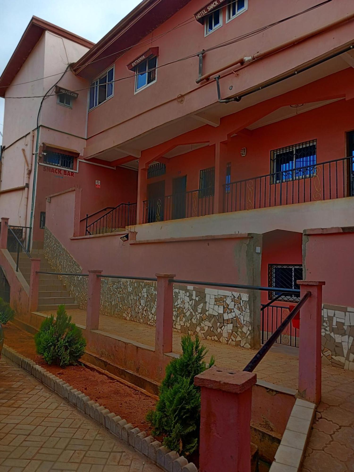 Britannia Hôtel Cmr Yaoundé Exterior foto